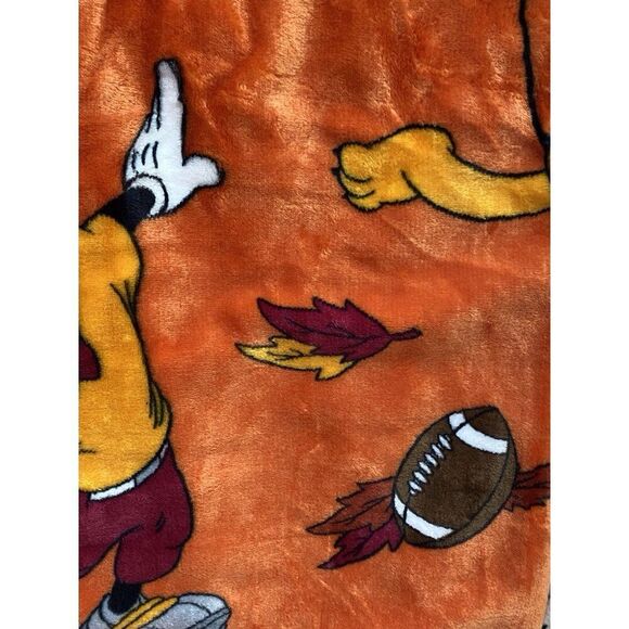 Disney Mickey Mouse & Friends Football Fall Throw Blanket 50”x70” Donald Pluto - Picture 6 of 14